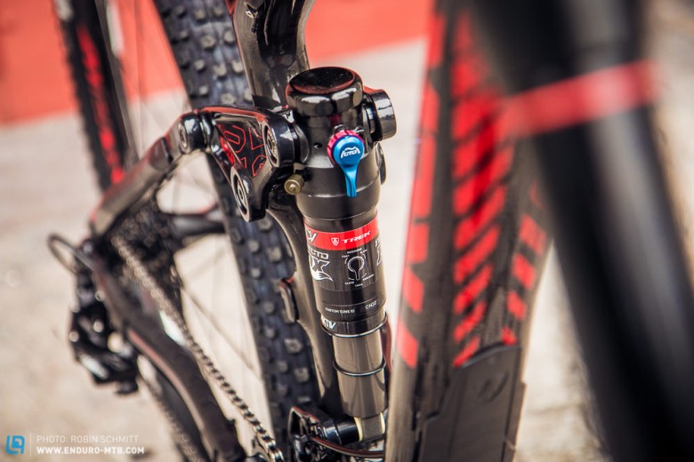 The Remedy 9.8 combines the Pike fork with the DRCV damper for an effective suspension package.