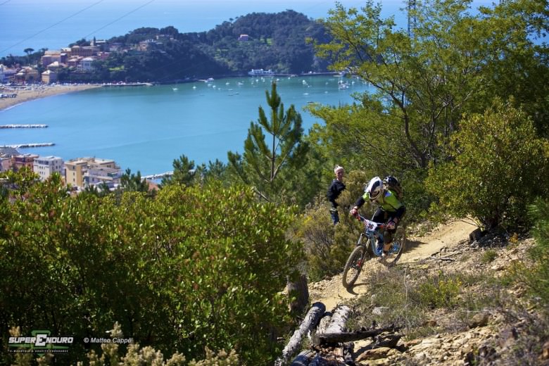 The trails in Sestri Levante are very next to the beautifull mediteranean sea