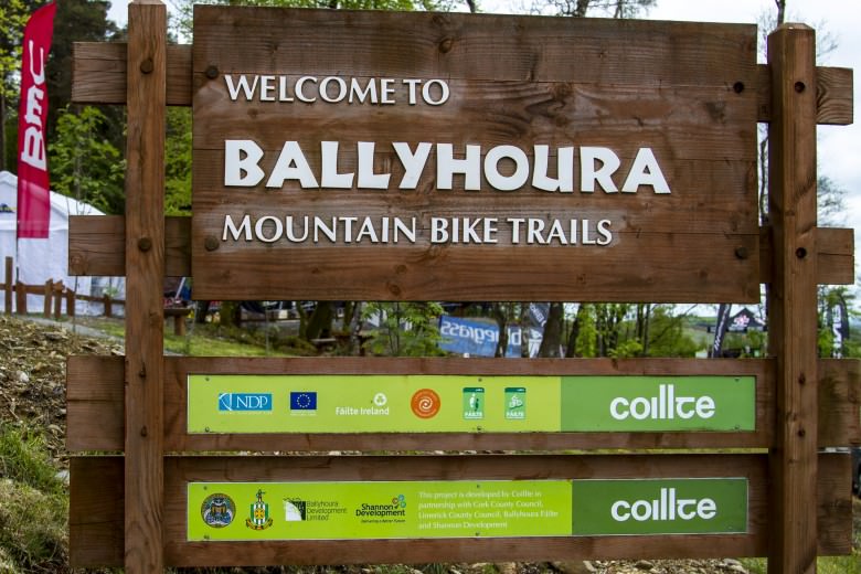Balllyhoura welcome sign.