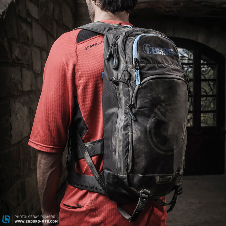 design-innovation-award-2014-parts-bliss-arg-1.0-ld-backpack