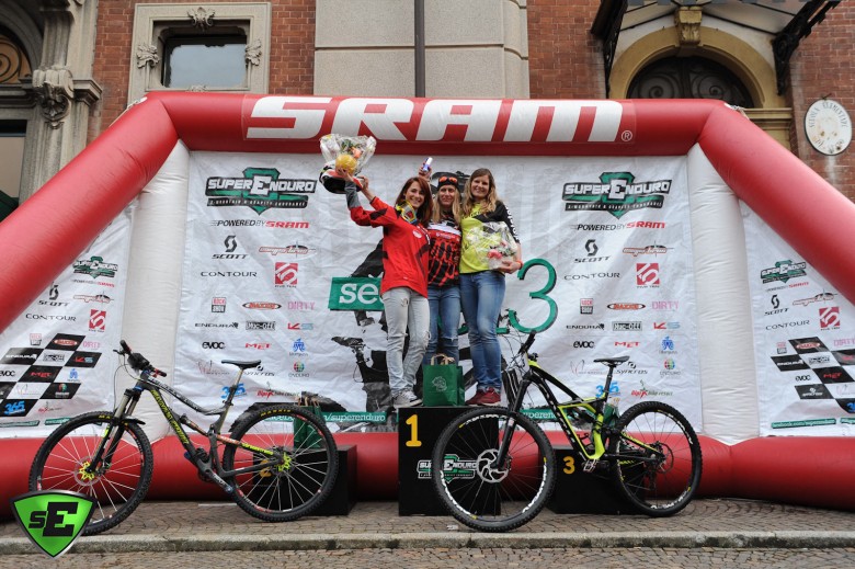 Cecile Ravanel, Chiara Pastore and Anita Gehrig composed a nice 3 nations podium Next stop will be Sestri Levante PRO event in 2 weeks, on the Mediterranean sea trails , we bet a lot of riders will fine tune their preparation before flying to Chile for the very first EWS 2014! 