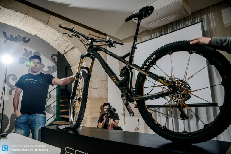 "The Mondraker Foxy XR Carbon is the most advanced bike we ever made" - Israel Romero, Mondraker