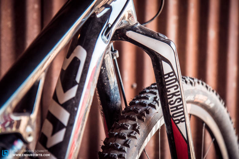 The RockShox RS-1 is a high-end inverted fork intended for XC racing as well as trail riding.