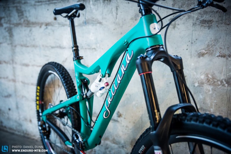 Featuring the Rock Shox Pike fork up front and Monarch Plus rear shock, the bike is ready to crush some downhills. 