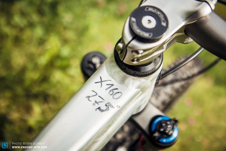 The key facts are handwritten on the top tube: 160 millimeter of travel and 27.5″ wheels-- that’s the new Uncle Jimbo!