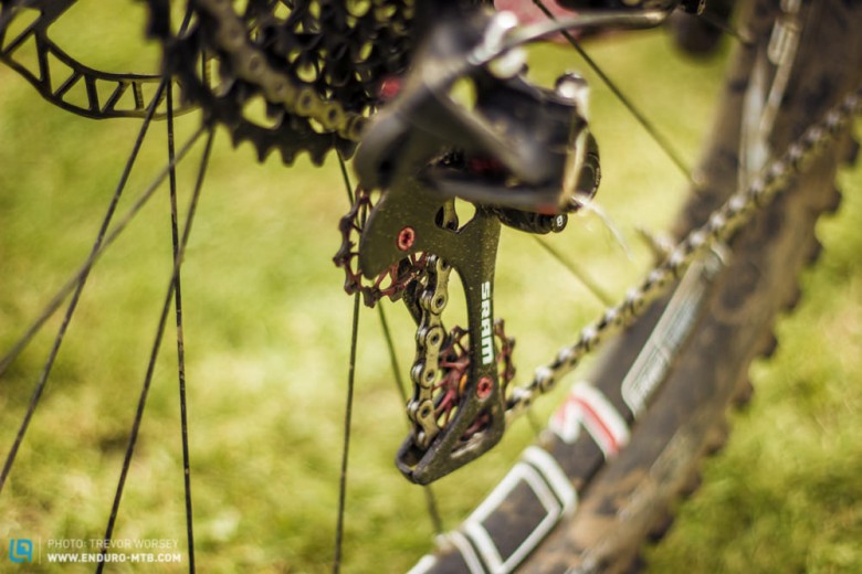 The X01 and XX1 mix provides effective gearing for the Scottish climbs!