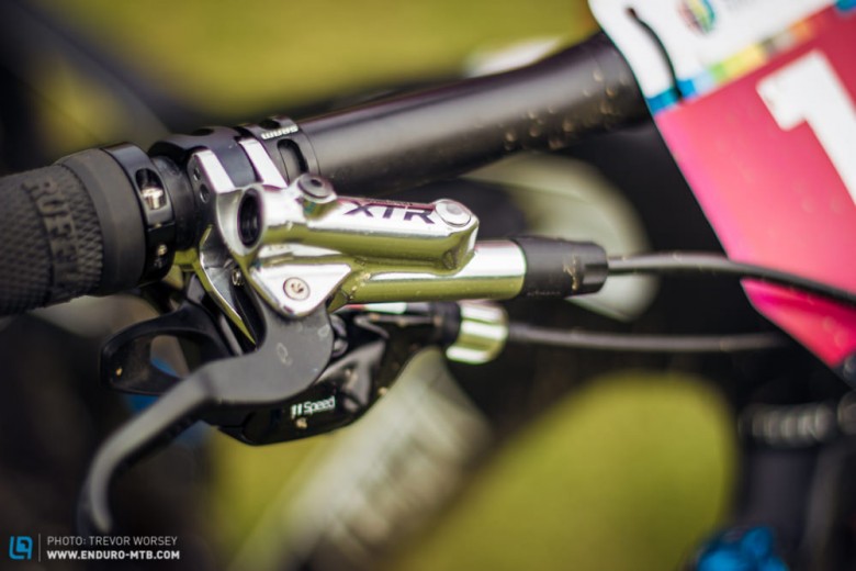 XTR Race Levers lose the power of servo wave, but gain more control and modulation.  The rotors are KCNC 180mm front and back.
