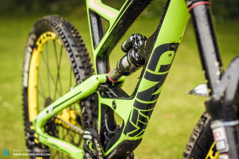 The Capra benefits from 165mm of travel from the Monarch + shock, perfect for the tougher EWS stages.