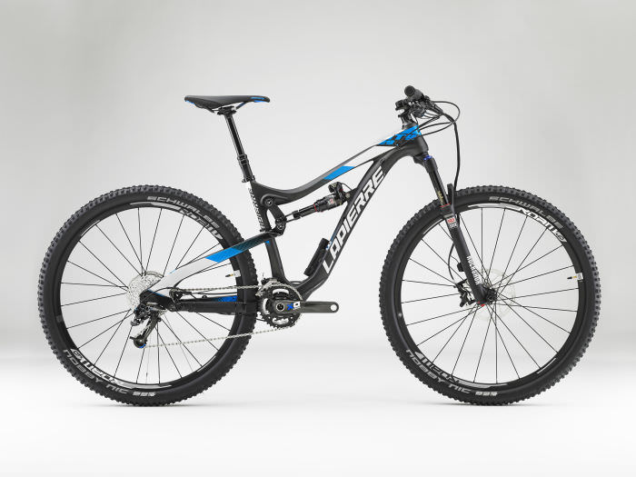 The 2015 Zesty 829, running 29 inch wheels, and complete with SRAM Guide brakes and Roam wheels.
