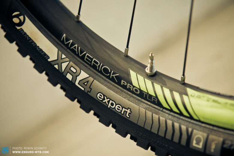 Bontrager Maverick Pro Tubeless Ready Laufräder mit Stacked Lacing-Einspeichung.