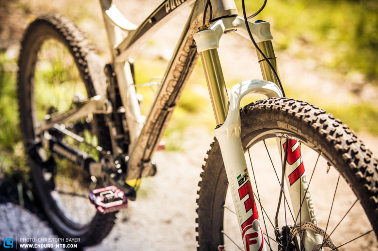 A Formula 35 fork with 150mm travel is being used at the front.