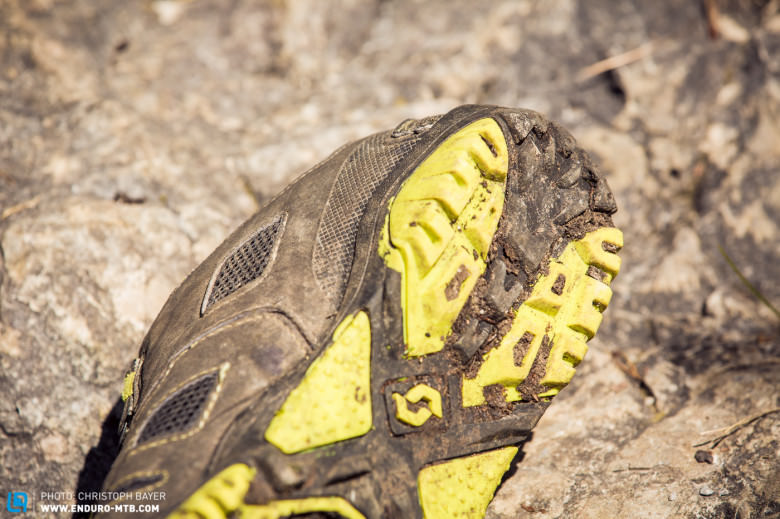 Die Sohle des SCOTT Trail Boa Evo ist verglichen mit einem Cross Country Race-Schuh nicht sonderlich steif, bietet somit aber viel Komfort und guten Grip.