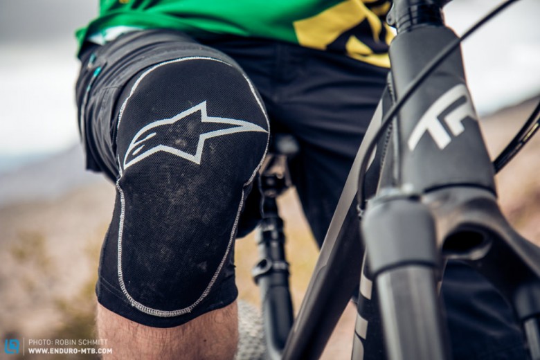 The CE rated pad material is pre-shaped, designed to fit close to the knee in various riding positions.