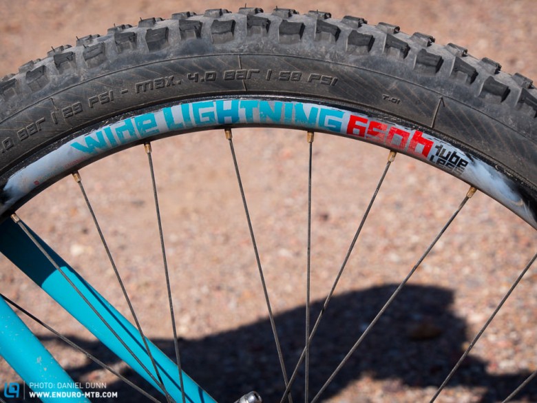 The Dakar comes fitted with Vittoria Goma, 27.5 x 2.25" tyres.