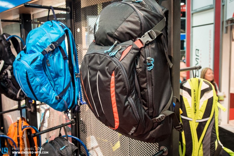 Camelbak LUXE riding pack, with shorter torso length, and S-curved shoulder harness for more comfortable carry, looks fantastic. 