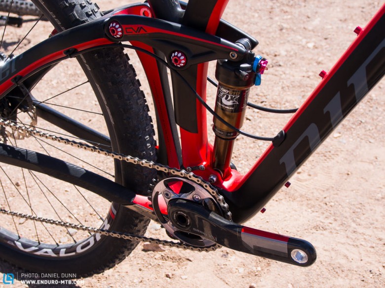 Sram XX1 carbon cranks and drivetrain keep this bike race light and ready to go. 