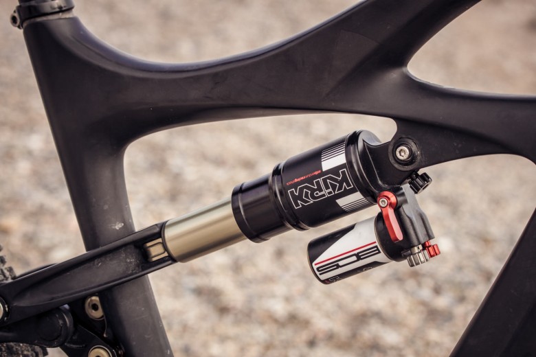 With the DW link now positioned behind the seat tube, a shock clevis is now used to drive the shock.