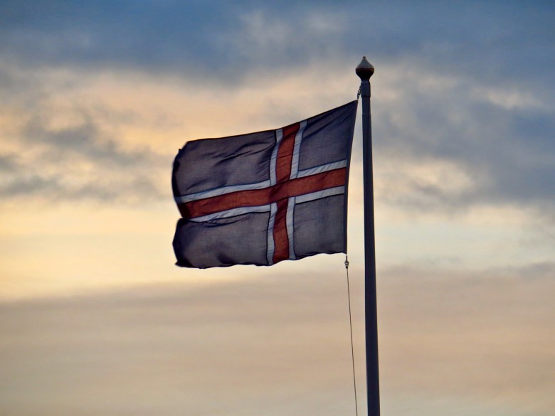 Wind-worn but still standing: if you see an Icelandic flag on the horizon then there’s usually a warm welcome and a coffee waiting underneath it