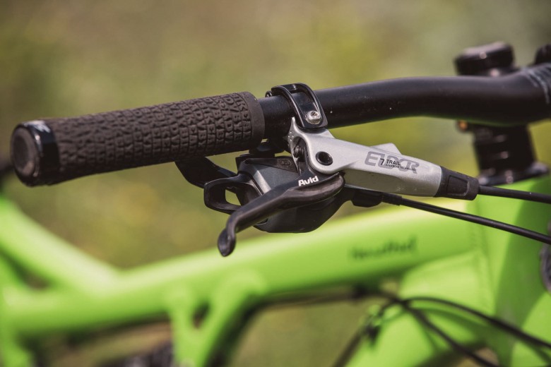 With 180mm rotors, the Avid Elixir 7 Trail brakes had great power and reserves.