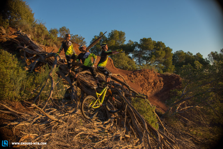 Whatever they are doing, it looks like the new COMMENCAL team has quite some fun!