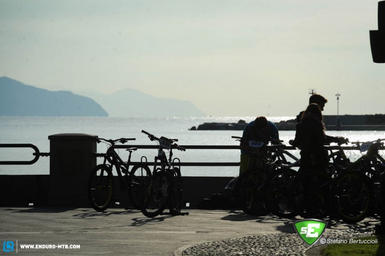 Winter is just around the corner but in Liguria bikes never hibernate. This is a typical scene you can see along the winter season here on the Mediterranean sea.