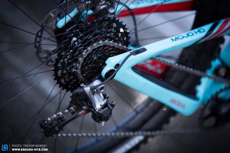 Full XX1 keeps the shifting smooth and precise.