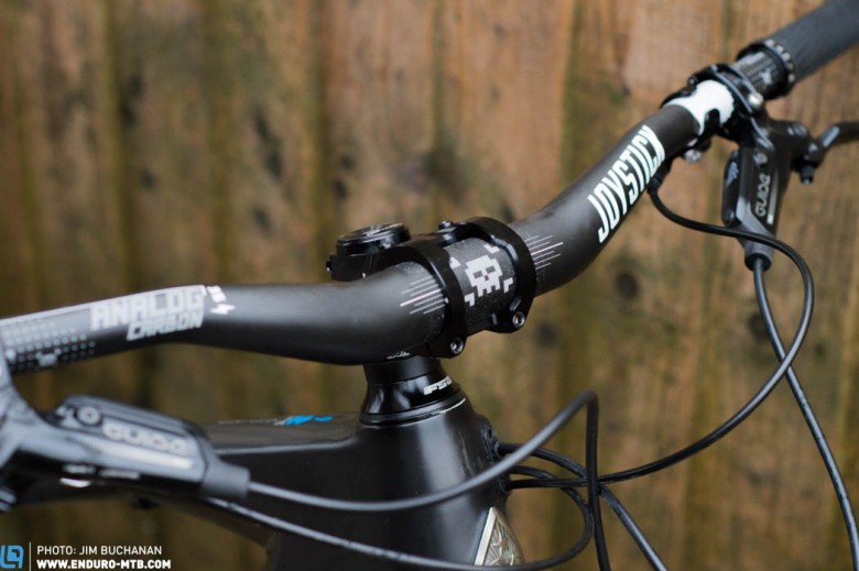 With their Analog Carbon bars fitted, it's a match made in heaven
