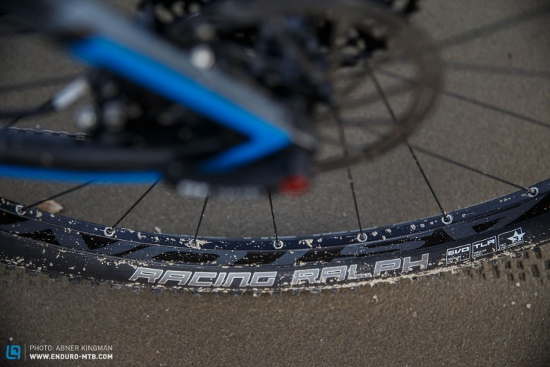 Die Schalbe Racing Ralph-Reifen sind tubless-ready und sorgen dank ihres flachen Profils für minimalen Rollwiderstand. 