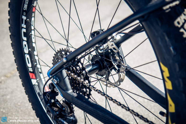 Breit genug: Der auf Fatbike-Reifen ausgelegte Hinterbau nimmt auch 27.5+-Laufräder problemlos auf.