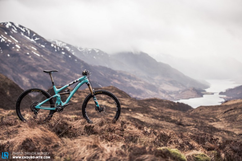 Das schottische Hochland gibt eine perfekte Bike-Testumgebung ab.