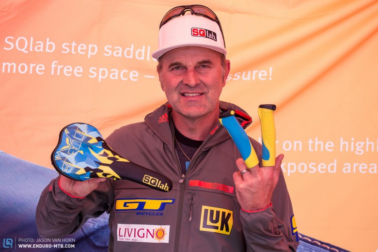 Hans Rey presented his new signature saddle and grips by SQLab.