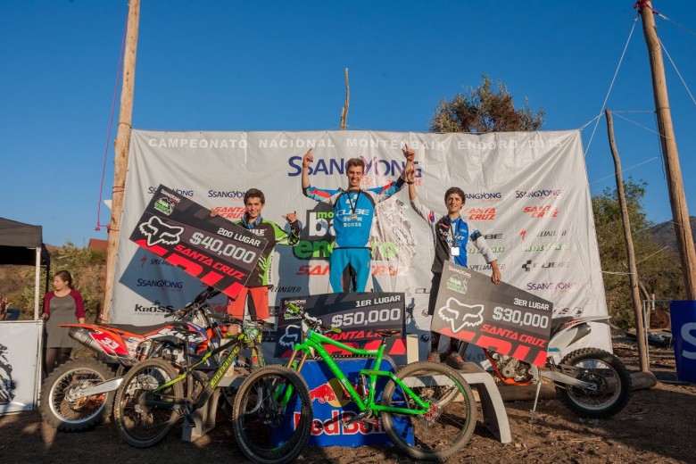 Pedro Burns from Cube Bikes Chile took the tallest block on the podium in Junior