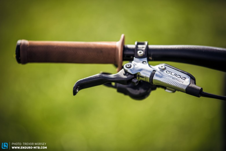 A work of art. SRAM Guide ultimate are the force behind this machine