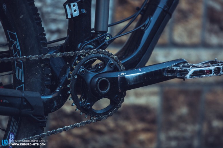 Taking all the advantages from SRAM XX1, the SRAM X1 groupset hits the $961 price mark, substantially lower than its bigger brother.