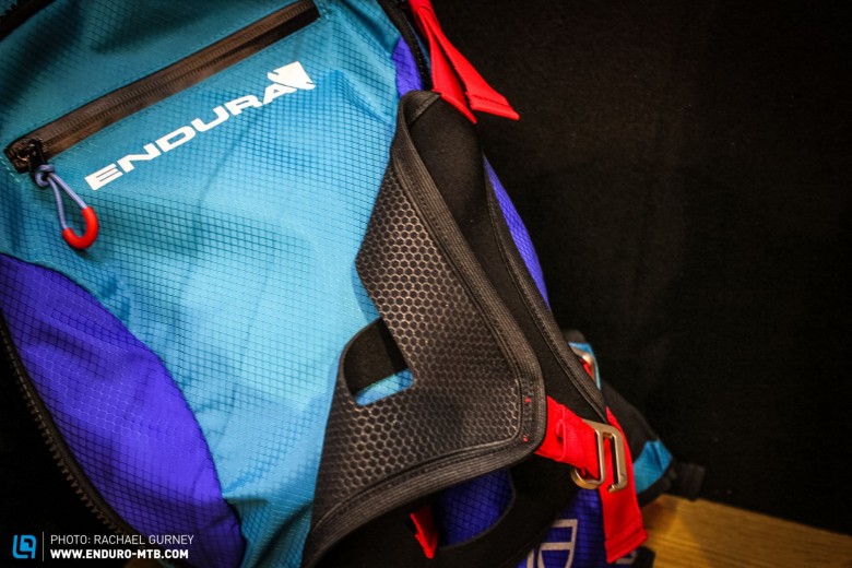 Bold colours on the 10L Singletrack pack