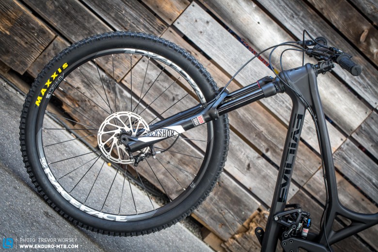 The Rockshox Pike delivers stiffness up at the front.