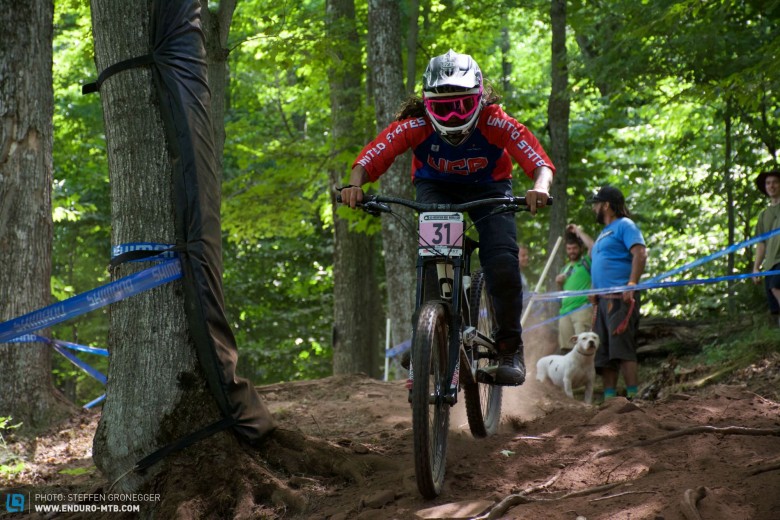 Missy on fire – training or racing, whatever the situation, this 42-year-old knows how to ride loose.