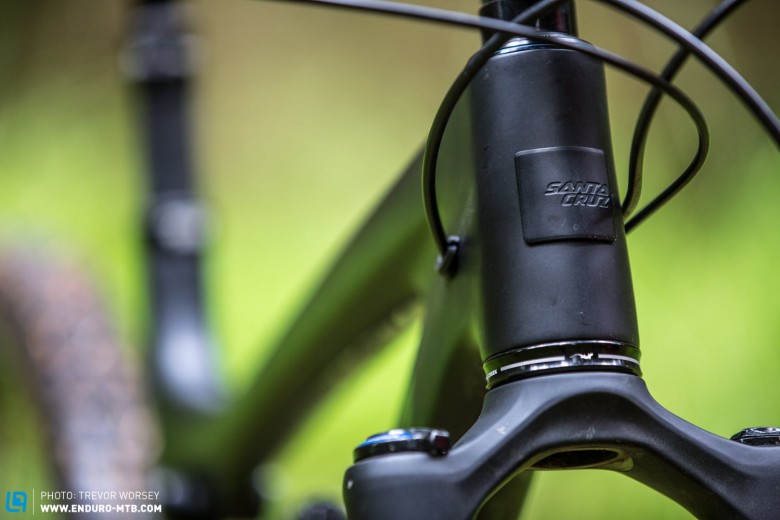 The finish of the 'cheaper' carbon frame is beautiful, and we like the matt black style
