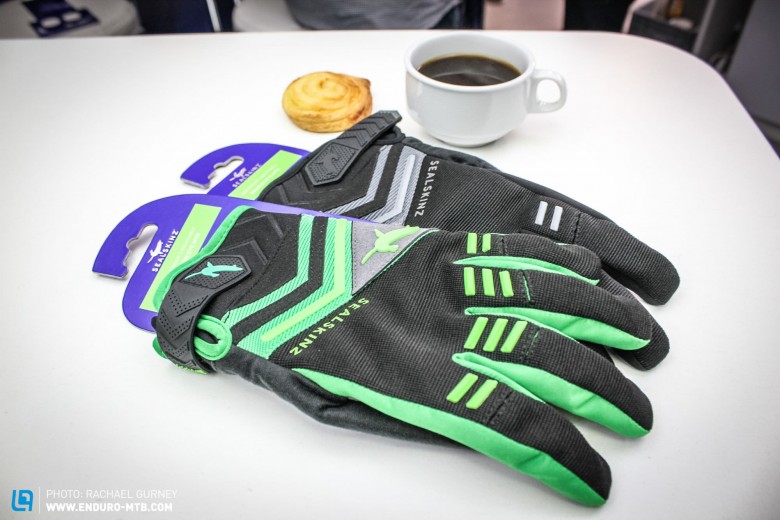 The press breakfast - coffee, pastries and a new glove for the MTB market