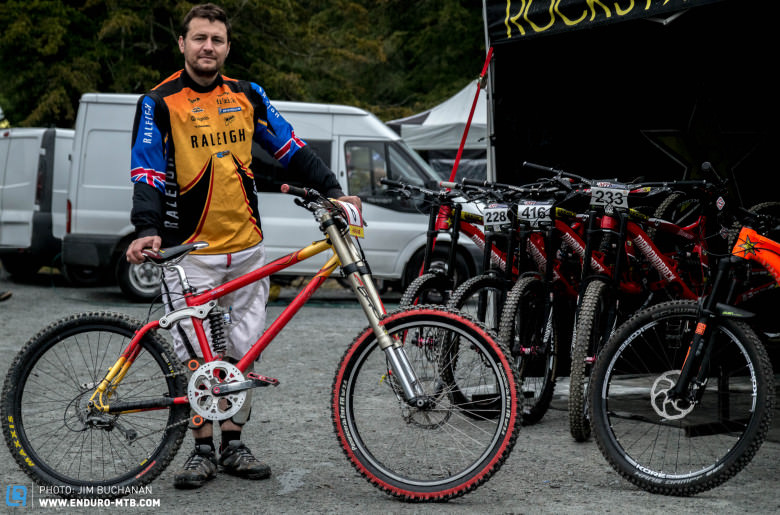 Shropshire's Matt Farmer, a beast of a pedaler in his day and British DH champ, he actually took the old Raleigh down for one run.