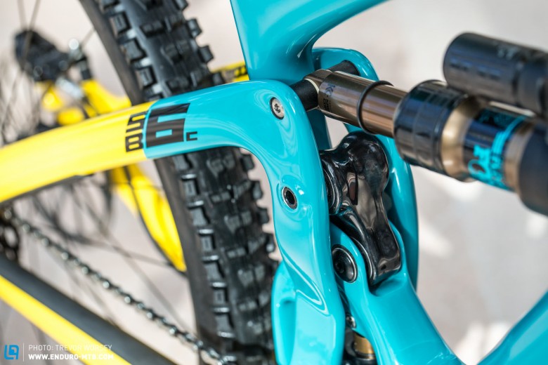 Clean internal cable routing keeps the smooth lines clean