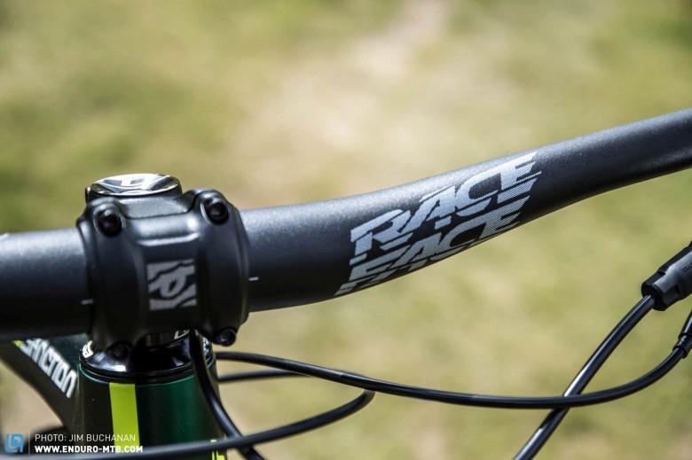 The cockpit comprising of Rcaeface Chester 780mm bars and 40mm stem, now that's aggressive style to match the bike!