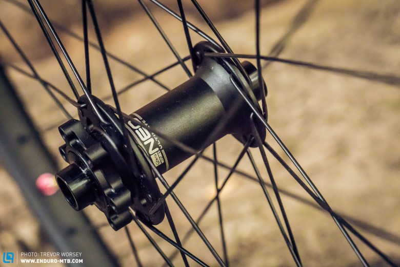 The new Neo ultimate hubs are 100% CNC machined and feature angled flanges for improved allignment