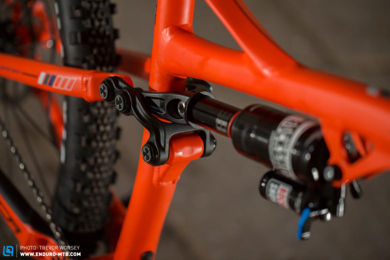 The Quad-4 Suspension System provides a linear platform for Whyte to work from with suspension tunes.