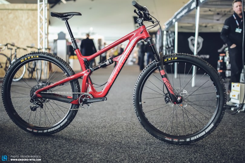 In 29er guise the new Hightower looks fast just standing still. 