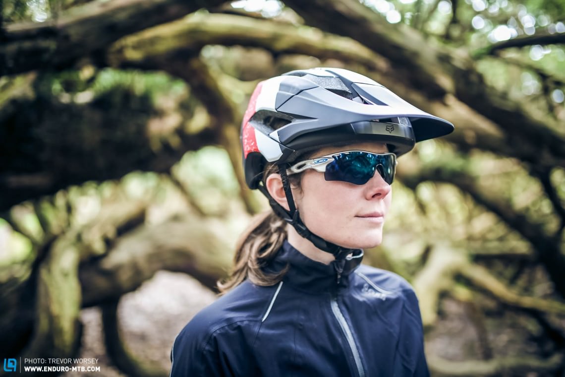 Our first look on the new Fox Metah All Mountain helmet