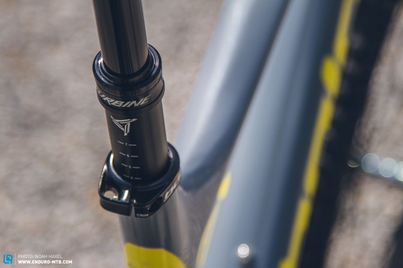 The seat post clamp with integrated cable routing can be discarded – Bold are now working with internal controls.