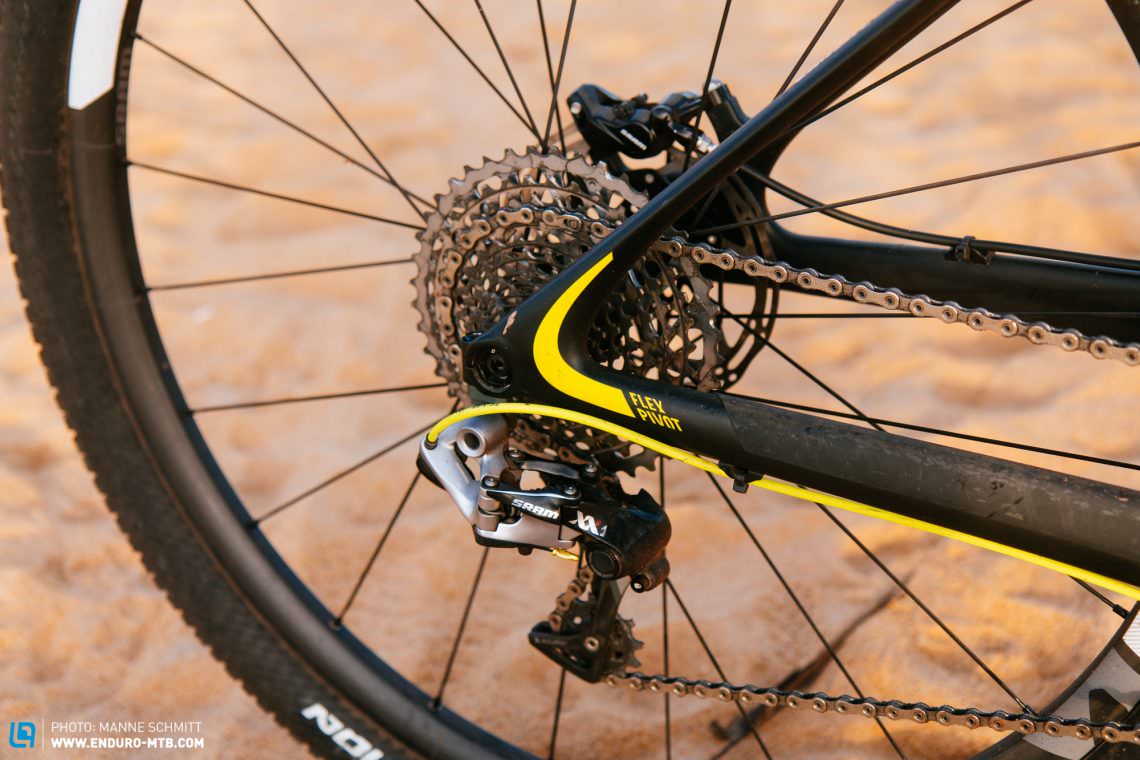 The SRAM XX1 11-speed cassette comes in a 10–42 ratio.