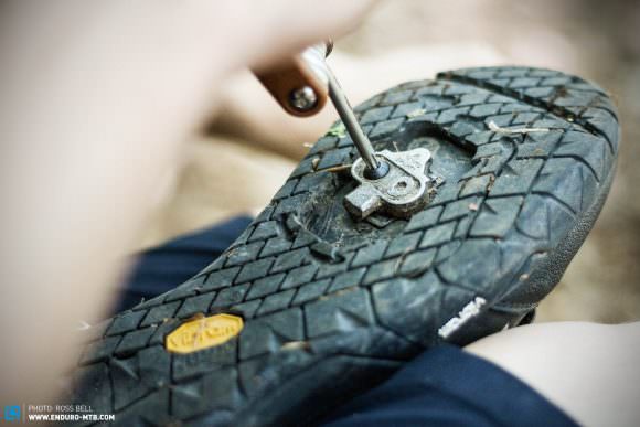 8 Trail Side Repairs To Get You Home! | ENDURO Mountainbike Magazine