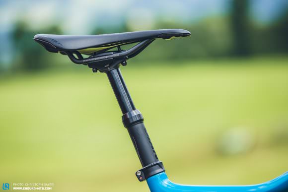 Giant has kitted the Trance out with a ton of in-house parts including the Contact SL Switch seatpost.